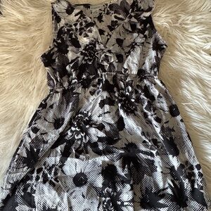 Motherhood Maternity Black and White Floral Sleeveless Top